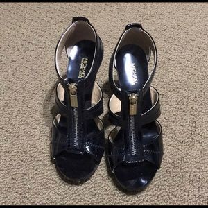 Michael Kors Berkley T Strap